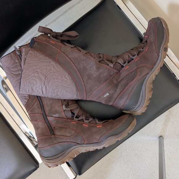 Merrell Winter Boots - Picture 6 of 8